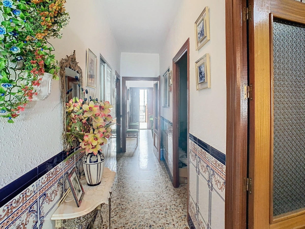 Se vende Pareada de 5 dormitorios en Costa Del Sol East, Málaga, España