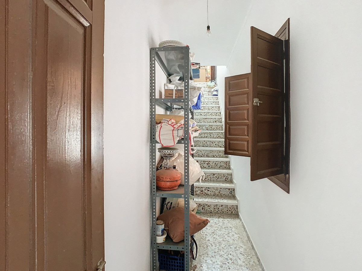 Se vende Pareada de 5 dormitorios en Costa Del Sol East, Málaga, España