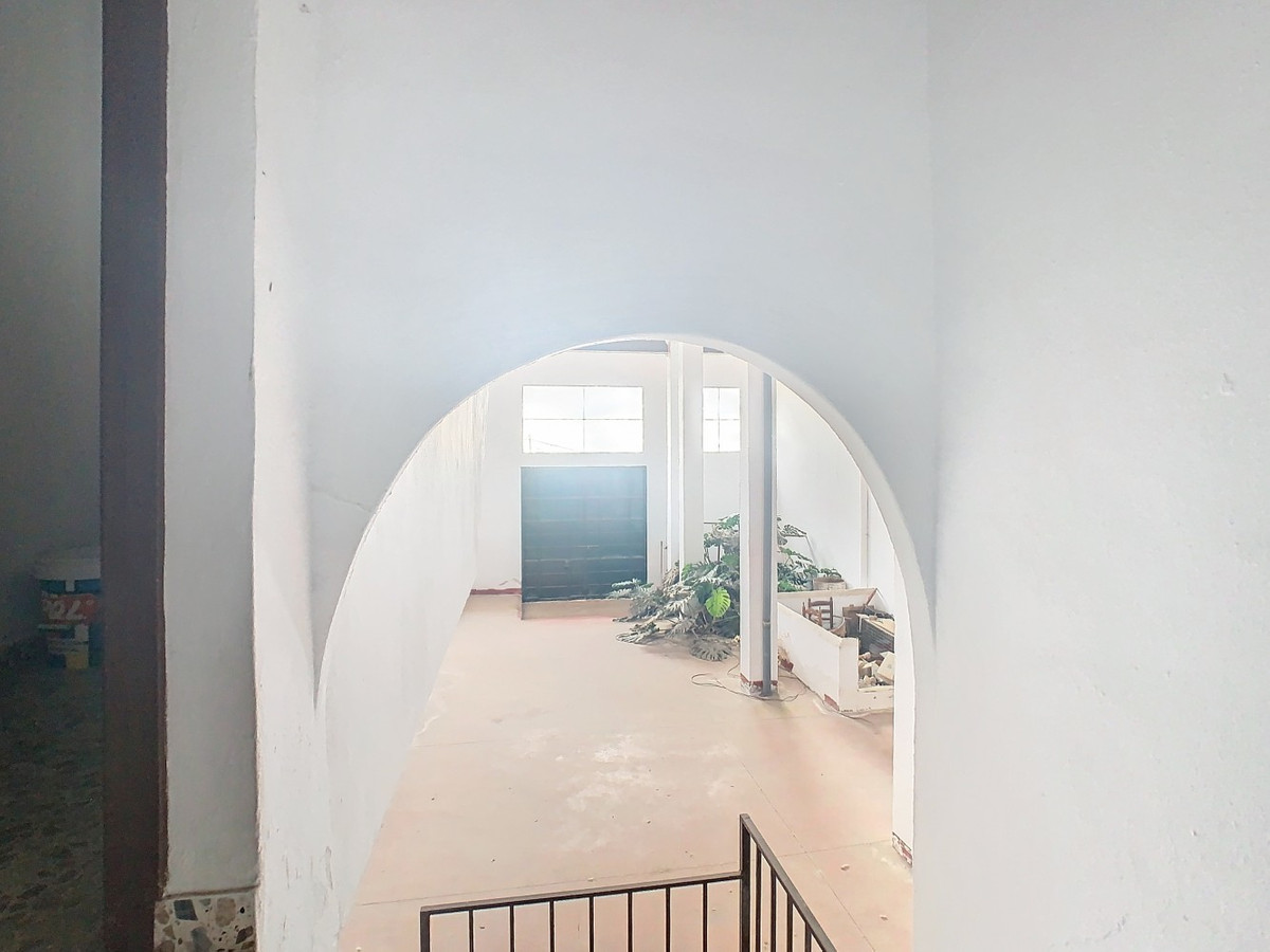 Se vende Pareada de 5 dormitorios en Costa Del Sol East, Málaga, España