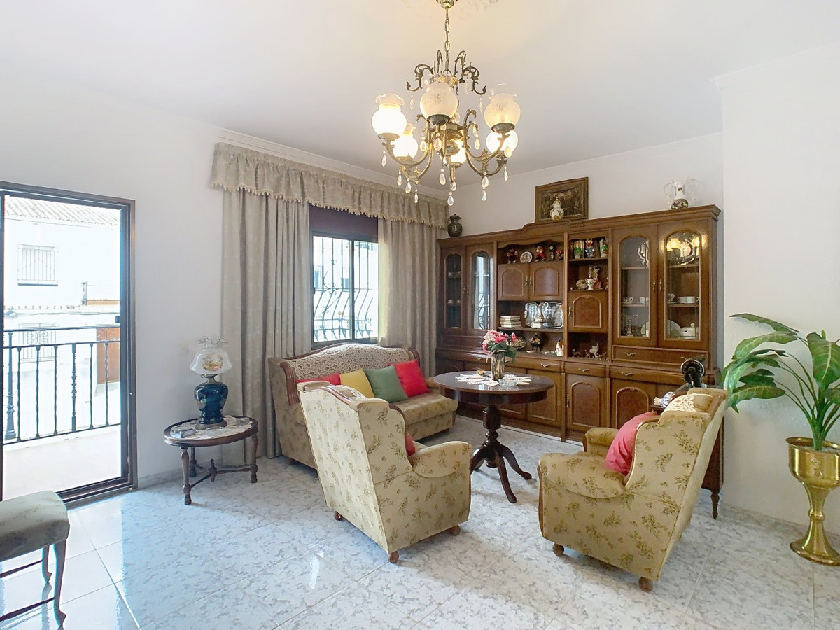 Se vende Pareada de 5 dormitorios en Costa Del Sol East, Málaga, España