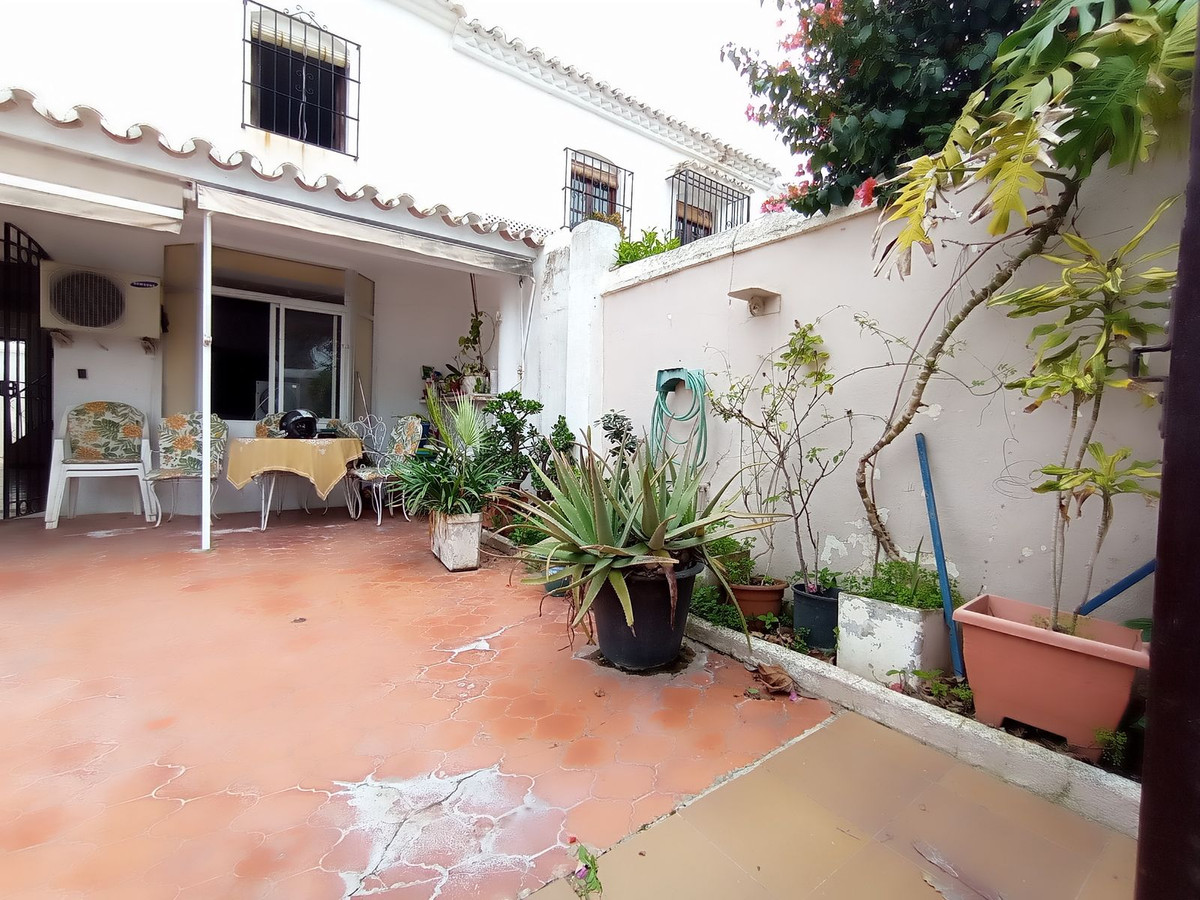 Se vende Pareada de 3 dormitorios en Costa Del Sol, Málaga, España