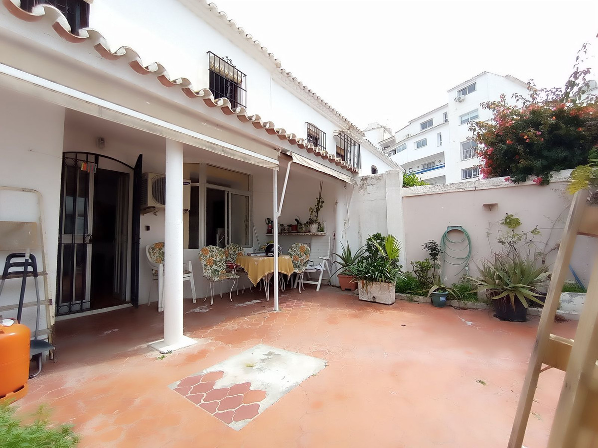 Se vende Pareada de 3 dormitorios en Costa Del Sol, Málaga, España