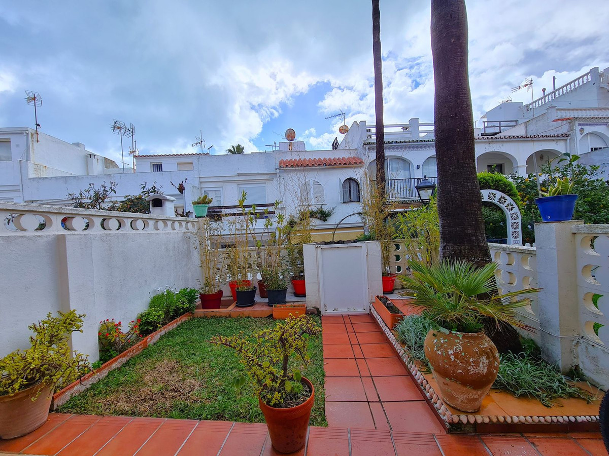 Se vende Adosada de 2 dormitorios en Costa Del Sol, Málaga, España