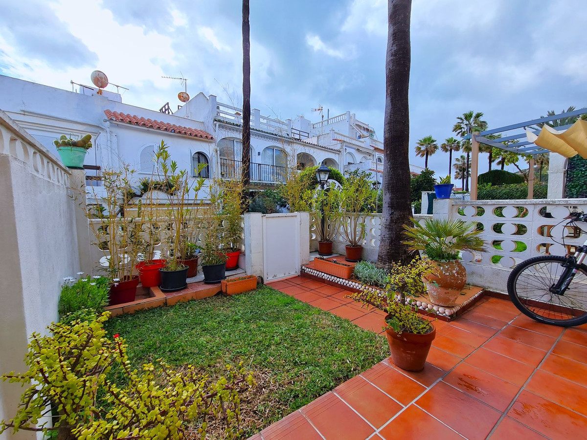 Se vende Adosada de 2 dormitorios en Costa Del Sol, Málaga, España