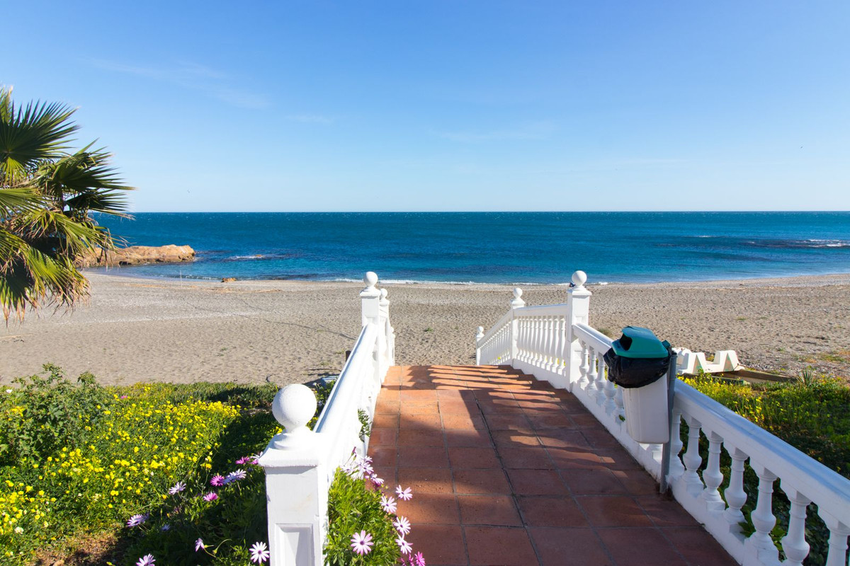 Se vende Adosada de 2 dormitorios en Costa Del Sol, Málaga, España