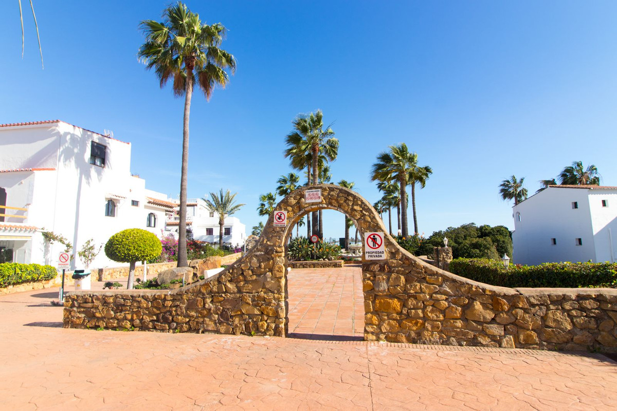 Se vende Adosada de 2 dormitorios en Costa Del Sol, Málaga, España