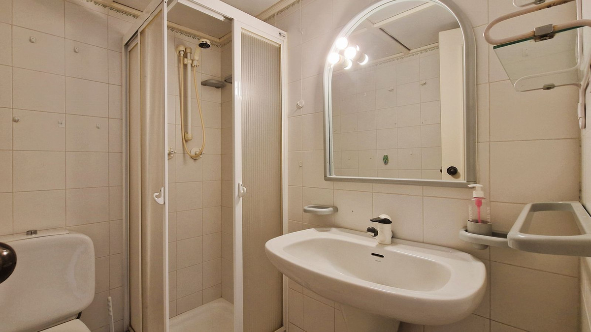 4 Bed Apartment for sale in Marbella Costa Del Sol, Málaga, Spain