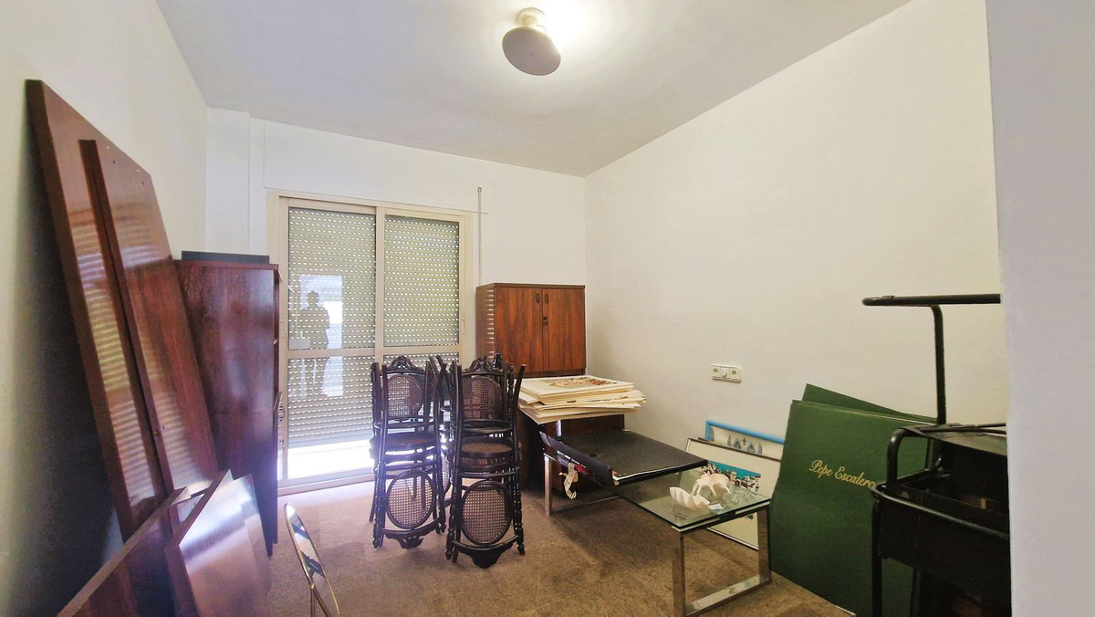 4 Bed Apartment for sale in Marbella Costa Del Sol, Málaga, Spain