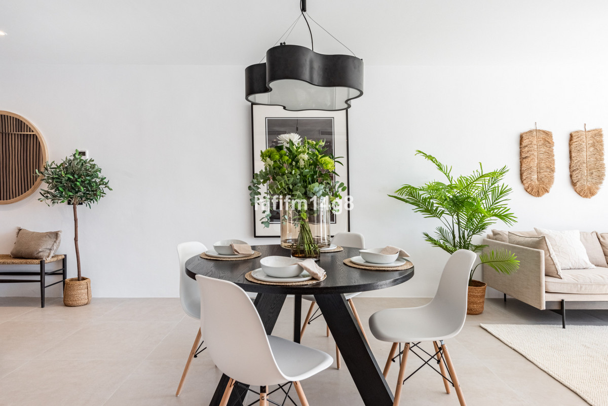 Se vende Apartamento Planta Media de 3 dormitorios en Costa Del Sol, Málaga, España