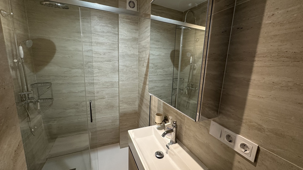 3 Bed Apartment for sale in Torrevieja Costa Blanca, Alicante, Spain