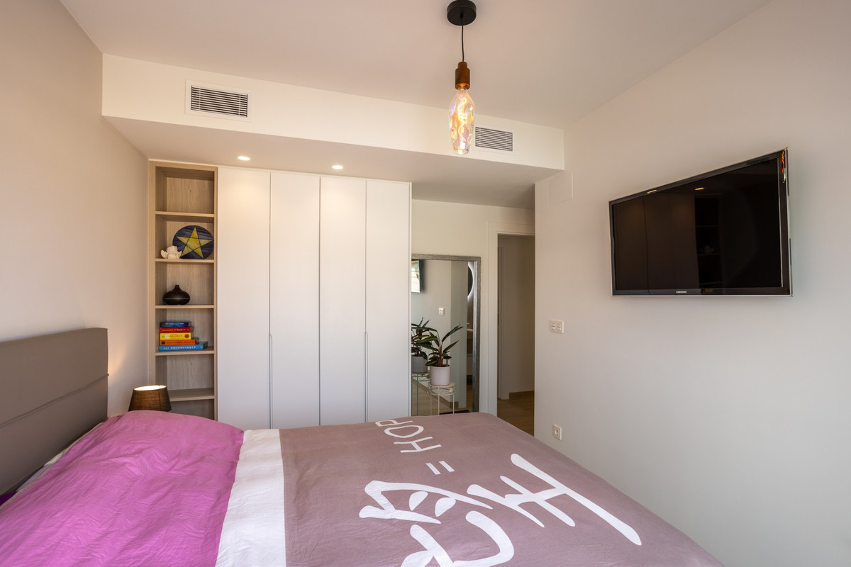 Se vende Apartamento en Planta Última de 2 dormitorios en Costa Blanca, Alicante, España