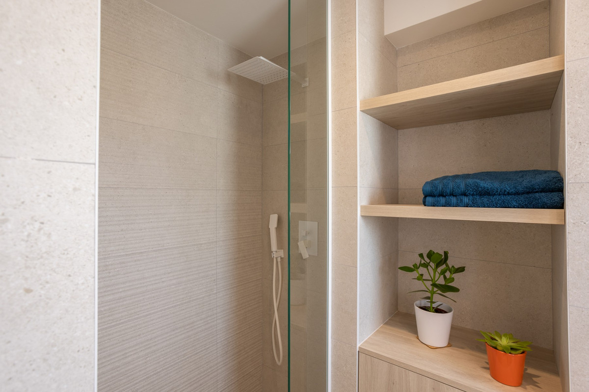 Se vende Apartamento en Planta Última de 2 dormitorios en Costa Blanca, Alicante, España