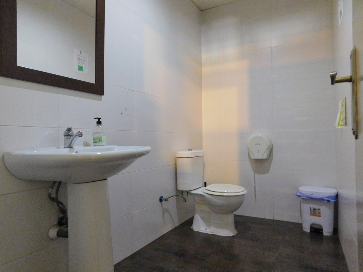 Se vende Local comercial  en Costa Blanca, Alicante, España