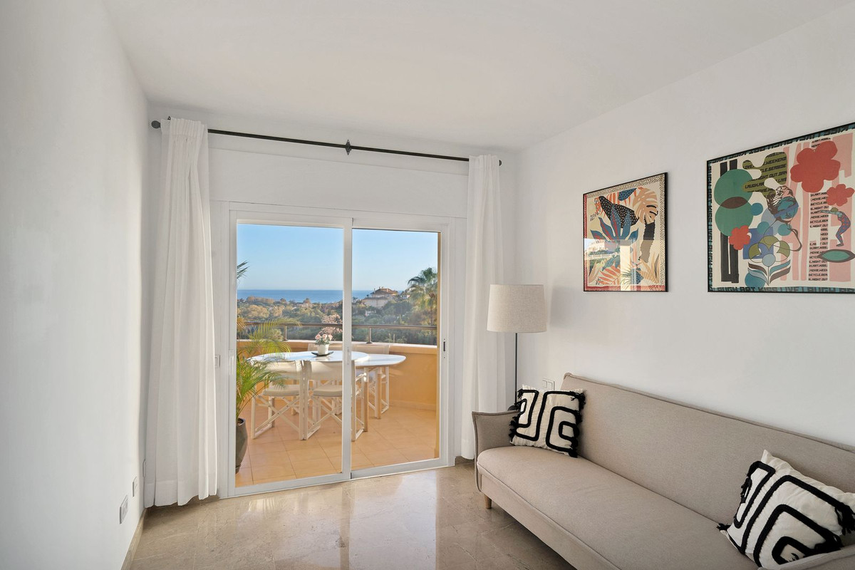 Se vende Apartamento Planta Media de 2 dormitorios en Costa Del Sol, Málaga, España