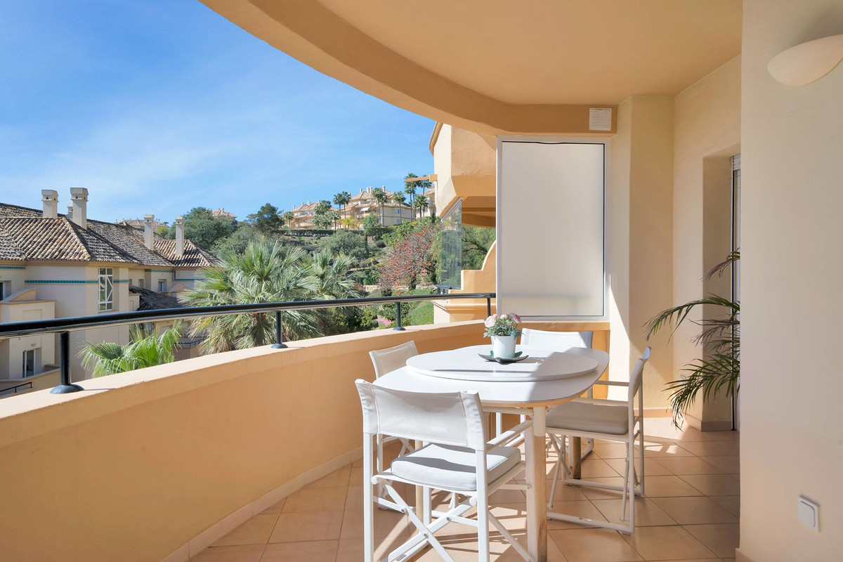 Se vende Apartamento Planta Media de 2 dormitorios en Costa Del Sol, Málaga, España