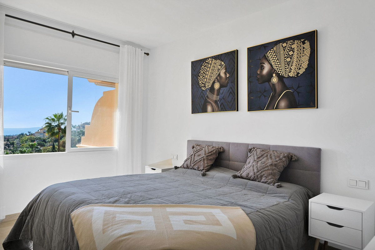 Se vende Apartamento Planta Media de 2 dormitorios en Costa Del Sol, Málaga, España