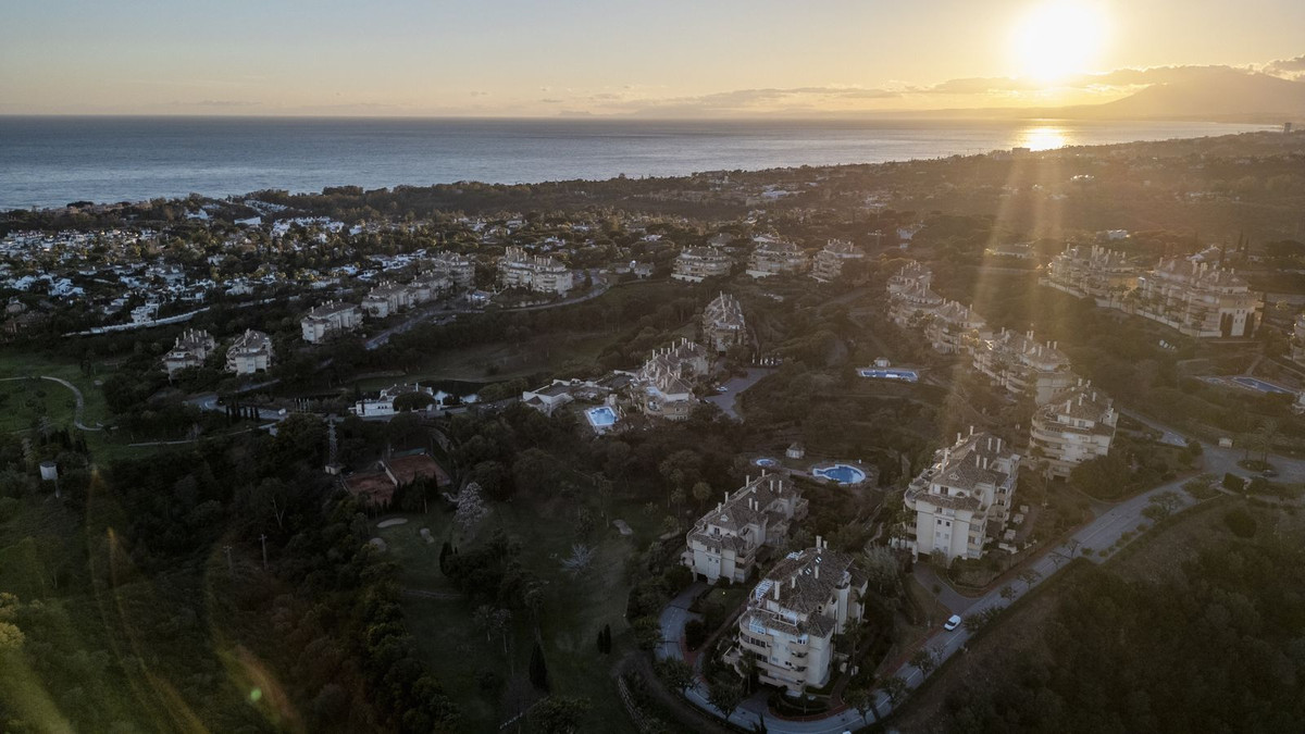 Se vende Apartamento Planta Media de 2 dormitorios en Costa Del Sol, Málaga, España