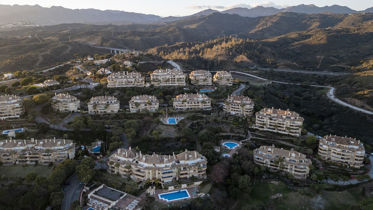 Se vende Apartamento Planta Media de 2 dormitorios en Costa Del Sol, Málaga, España