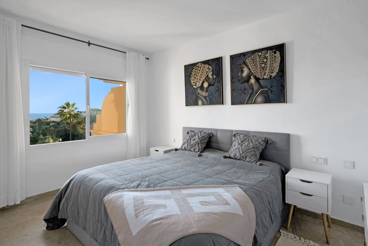 Se vende Apartamento Planta Media de 2 dormitorios en Costa Del Sol, Málaga, España