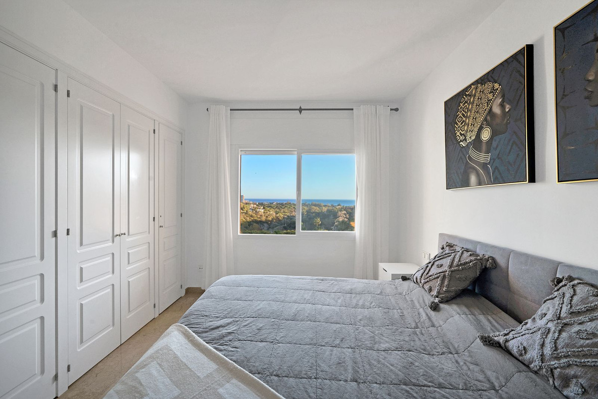 Se vende Apartamento Planta Media de 2 dormitorios en Costa Del Sol, Málaga, España