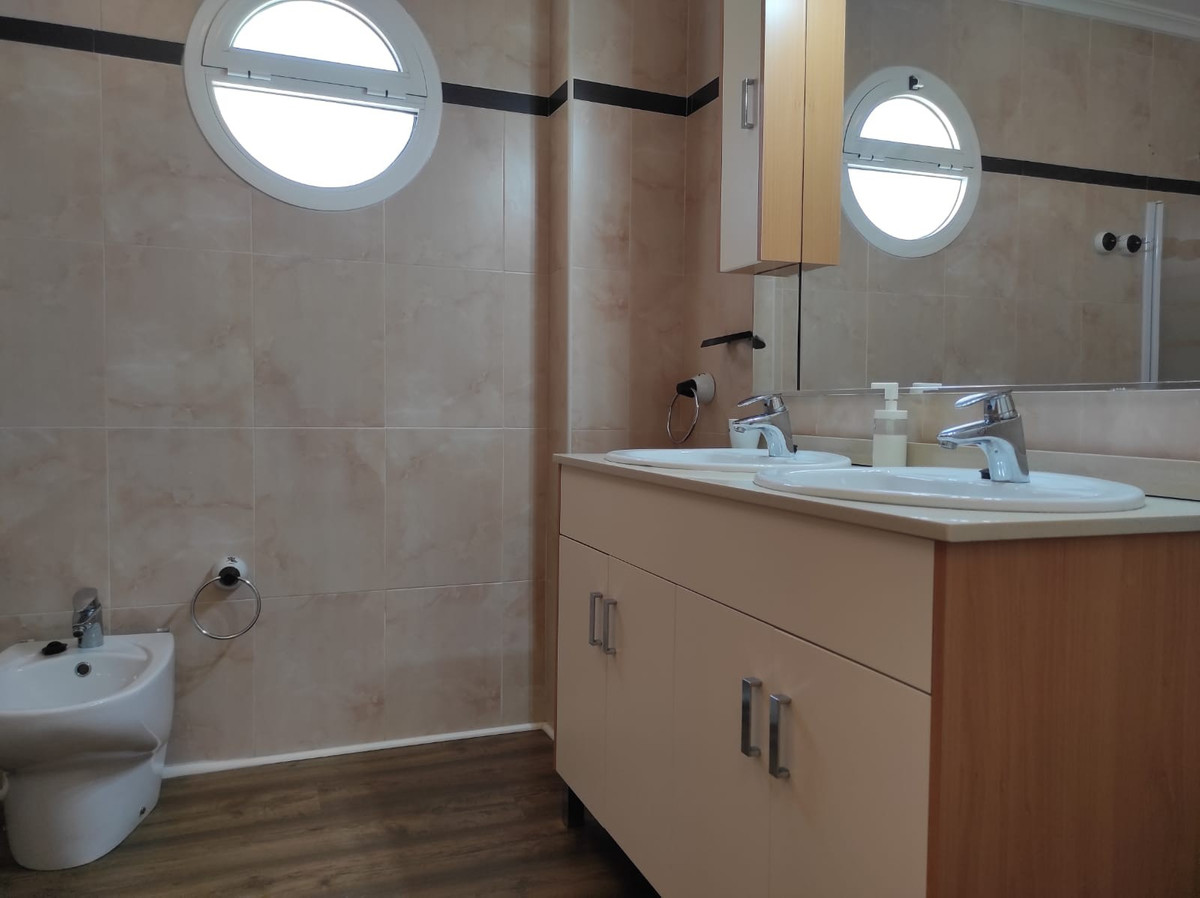 2 Bed Apartment for sale in Mil Palmeras Costa Blanca, Alicante, Spain