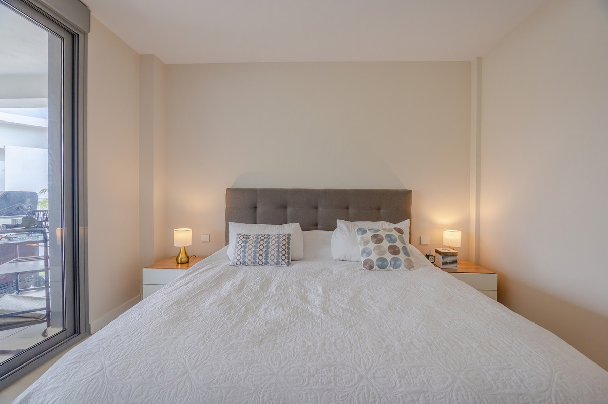 2 Bed Apartment for sale in Selwo Costa Del Sol, Málaga, Spain