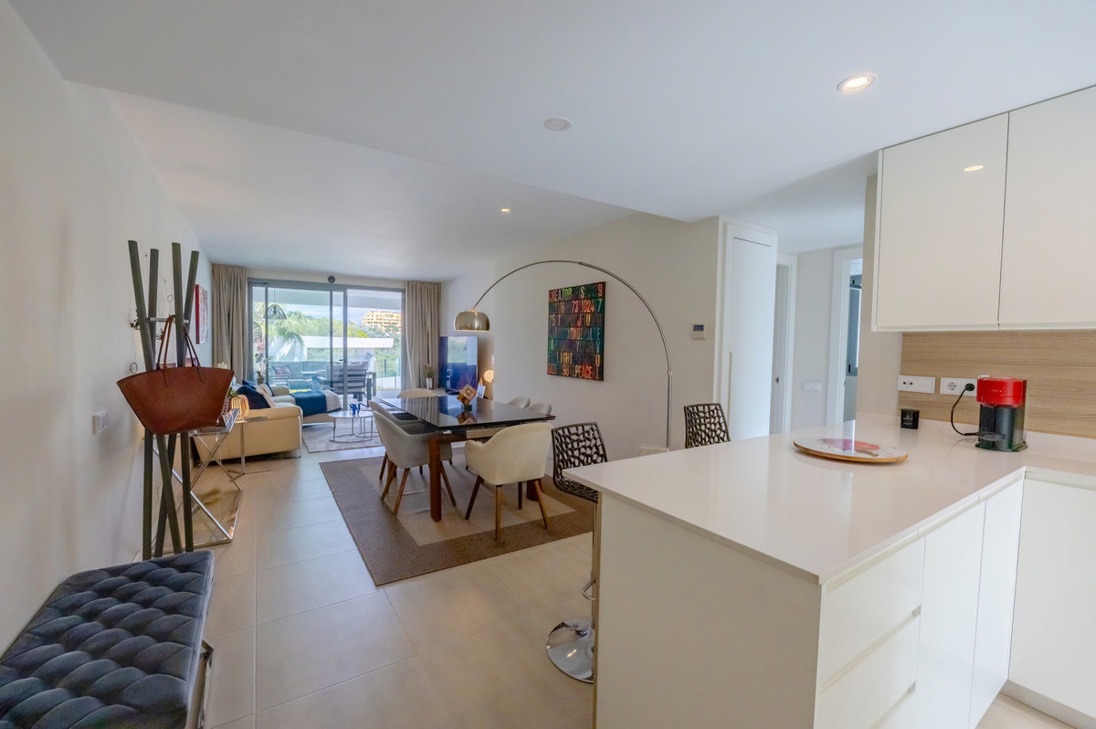 2 Bed Apartment for sale in Selwo Costa Del Sol, Málaga, Spain