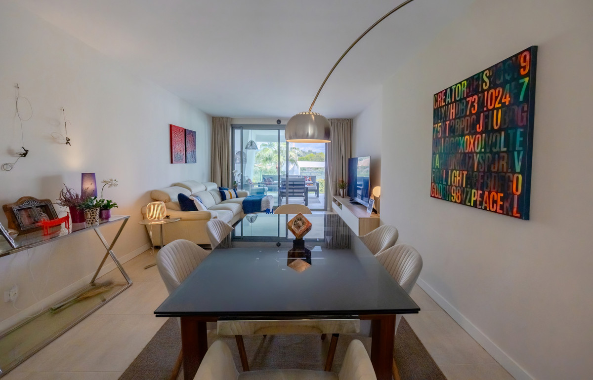 2 Bed Apartment for sale in Selwo Costa Del Sol, Málaga, Spain