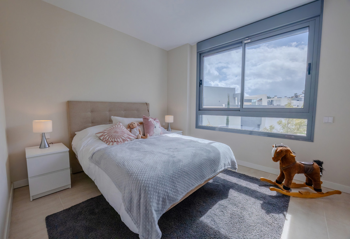 2 Bed Apartment for sale in Selwo Costa Del Sol, Málaga, Spain