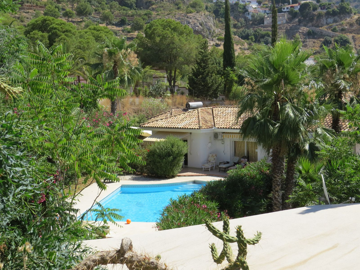 Se vende Villa - Chalet de 6 dormitorios en Costa Del Sol, Málaga, España