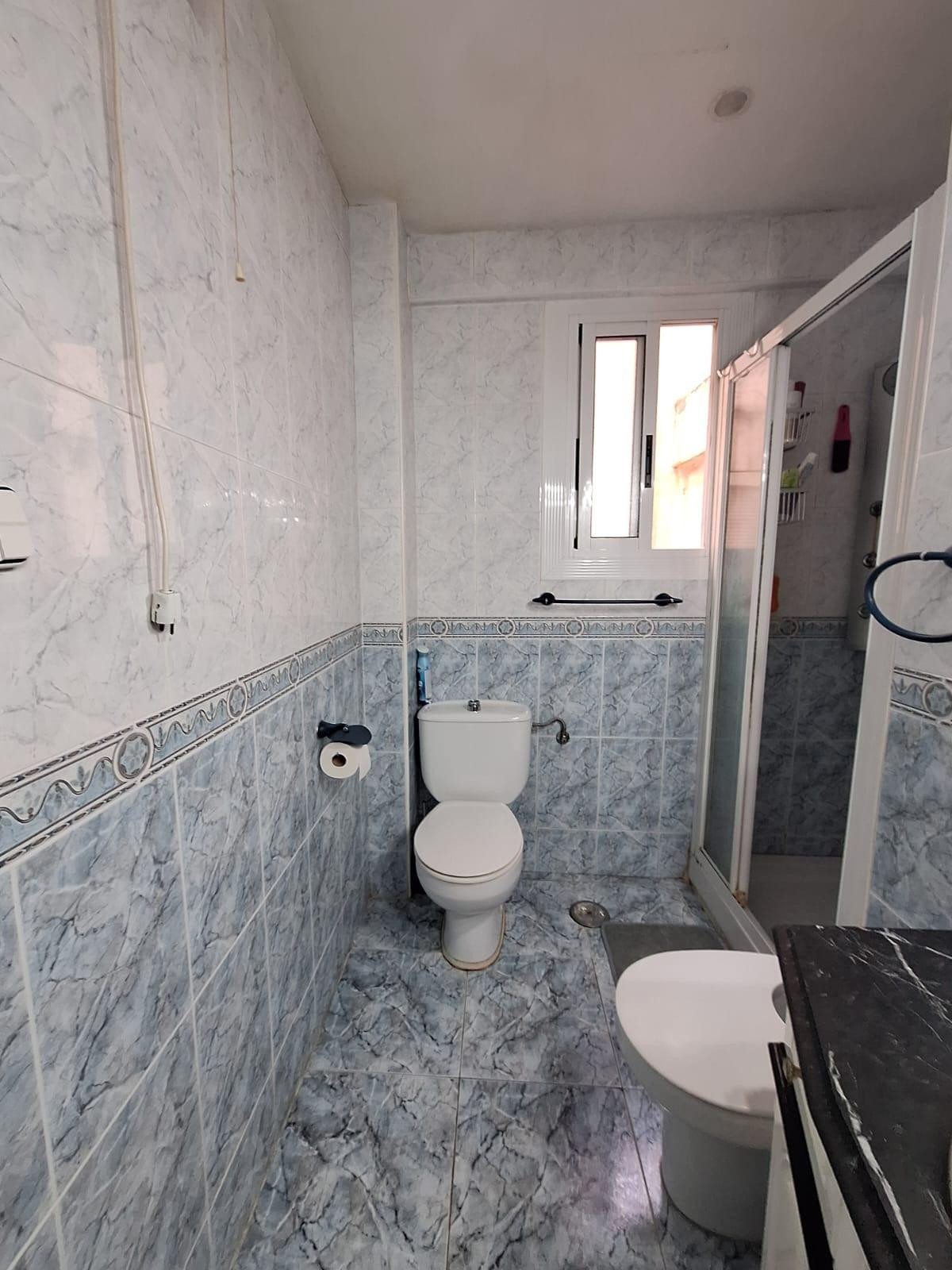 Se vende Apartamento Planta Media de 2 dormitorios en Costa Blanca, Alicante, España