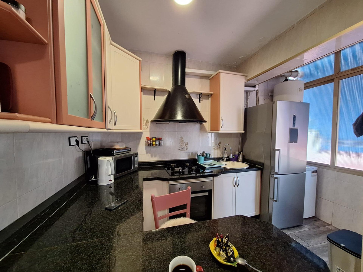 Se vende Apartamento Planta Media de 2 dormitorios en Costa Blanca, Alicante, España