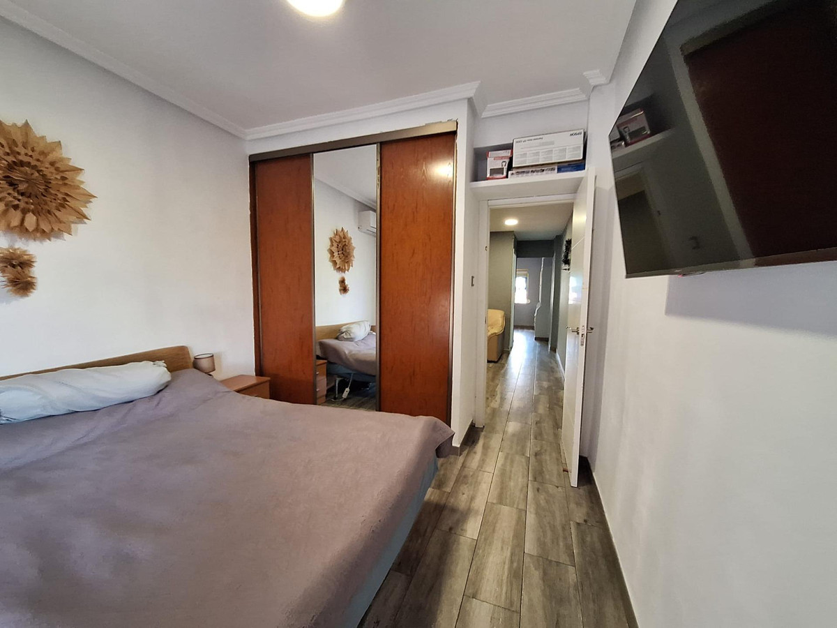Se vende Apartamento Planta Media de 2 dormitorios en Costa Blanca, Alicante, España