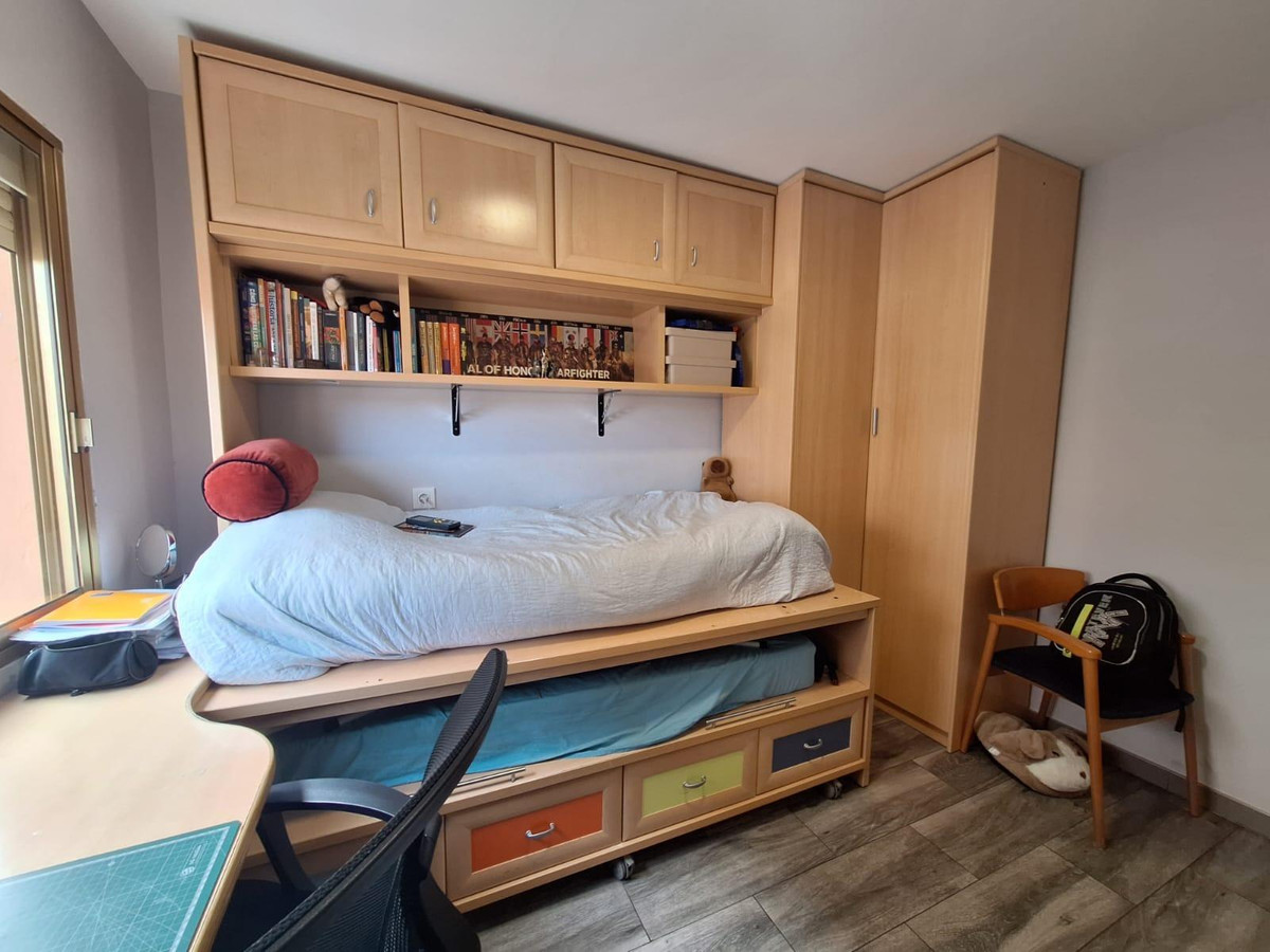 Se vende Apartamento Planta Media de 2 dormitorios en Costa Blanca, Alicante, España
