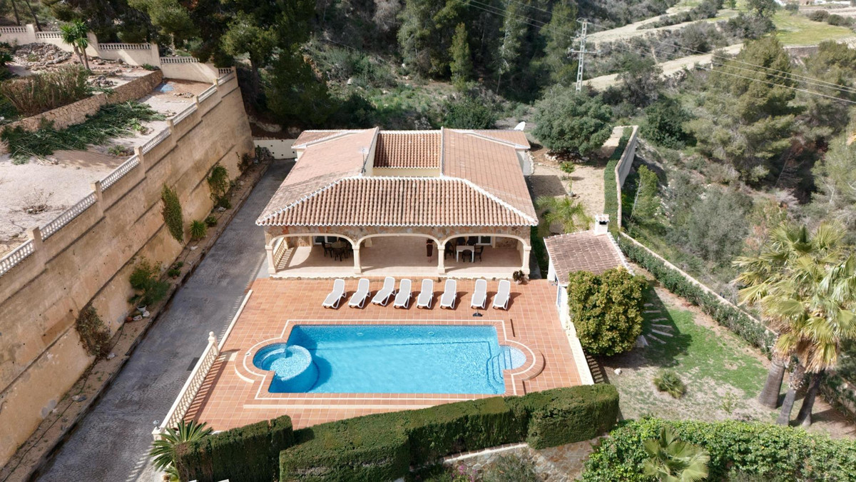 Se vende Bungalow de 5 dormitorios en Costa Blanca, Alicante, España