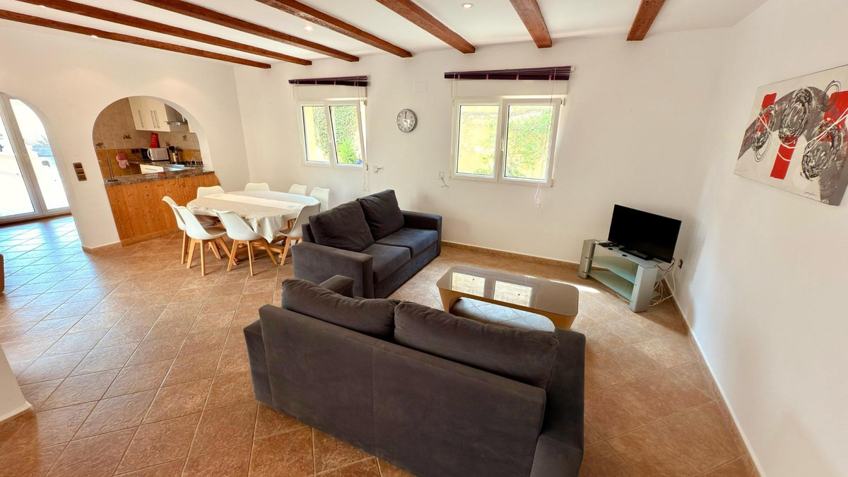 Se vende Bungalow de 5 dormitorios en Costa Blanca, Alicante, España