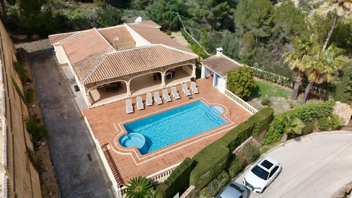 Se vende Bungalow de 5 dormitorios en Costa Blanca, Alicante, España
