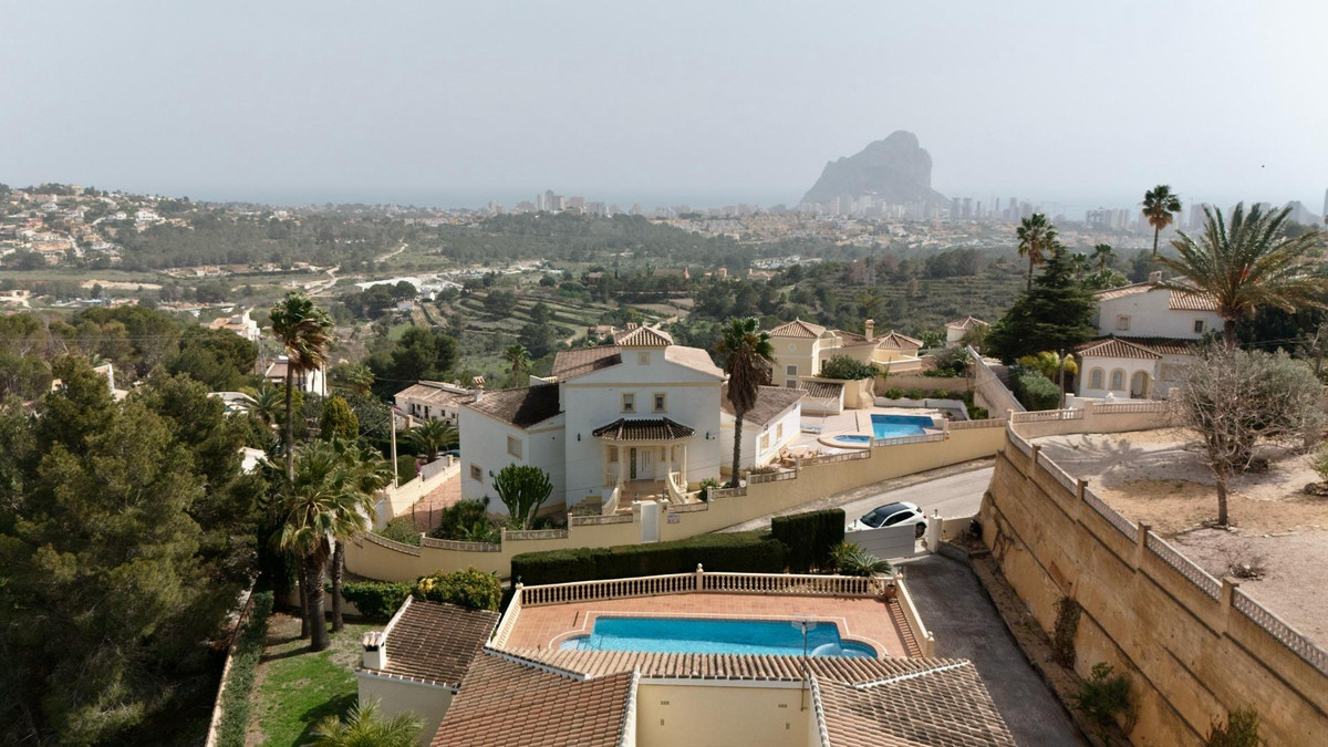 Se vende Bungalow de 5 dormitorios en Costa Blanca, Alicante, España