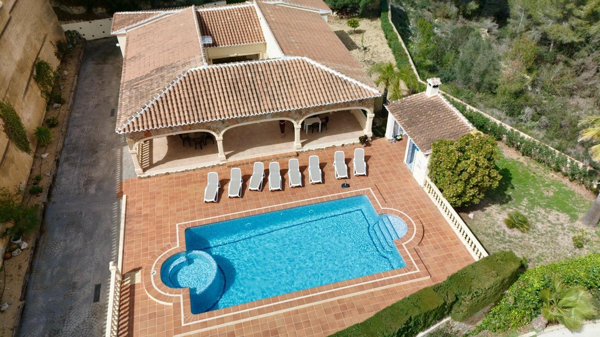 Se vende Bungalow de 5 dormitorios en Costa Blanca, Alicante, España