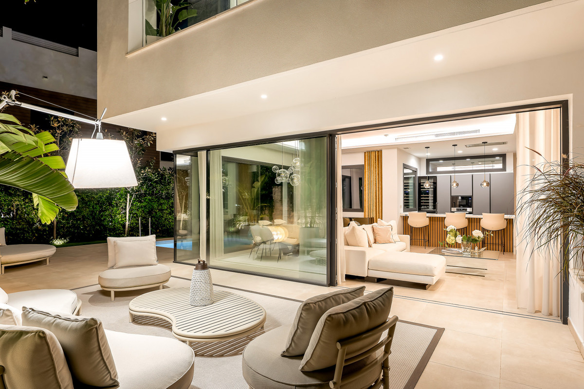 Se vende Pareada de 4 dormitorios en Costa Del Sol, Málaga, España
