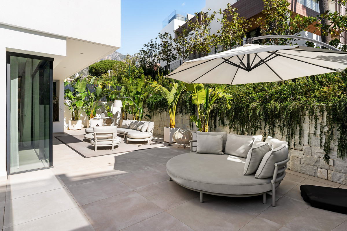 Se vende Pareada de 4 dormitorios en Costa Del Sol, Málaga, España