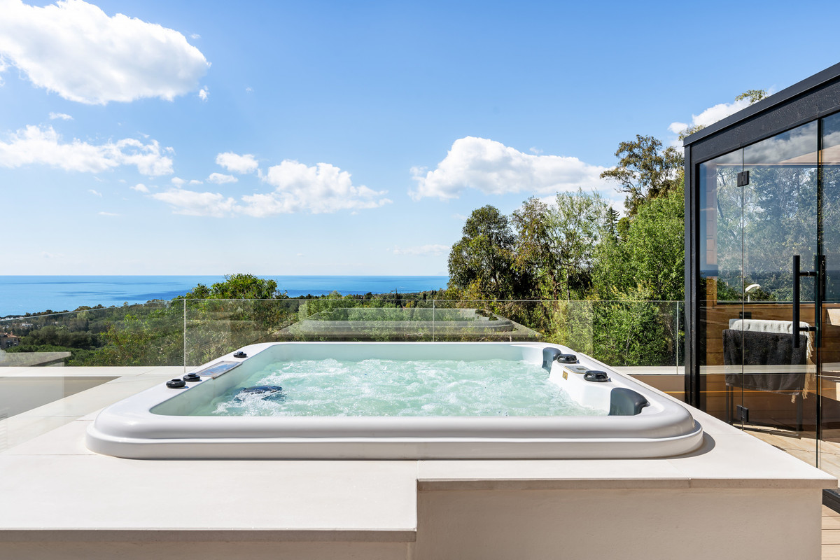 Se vende Pareada de 4 dormitorios en Costa Del Sol, Málaga, España