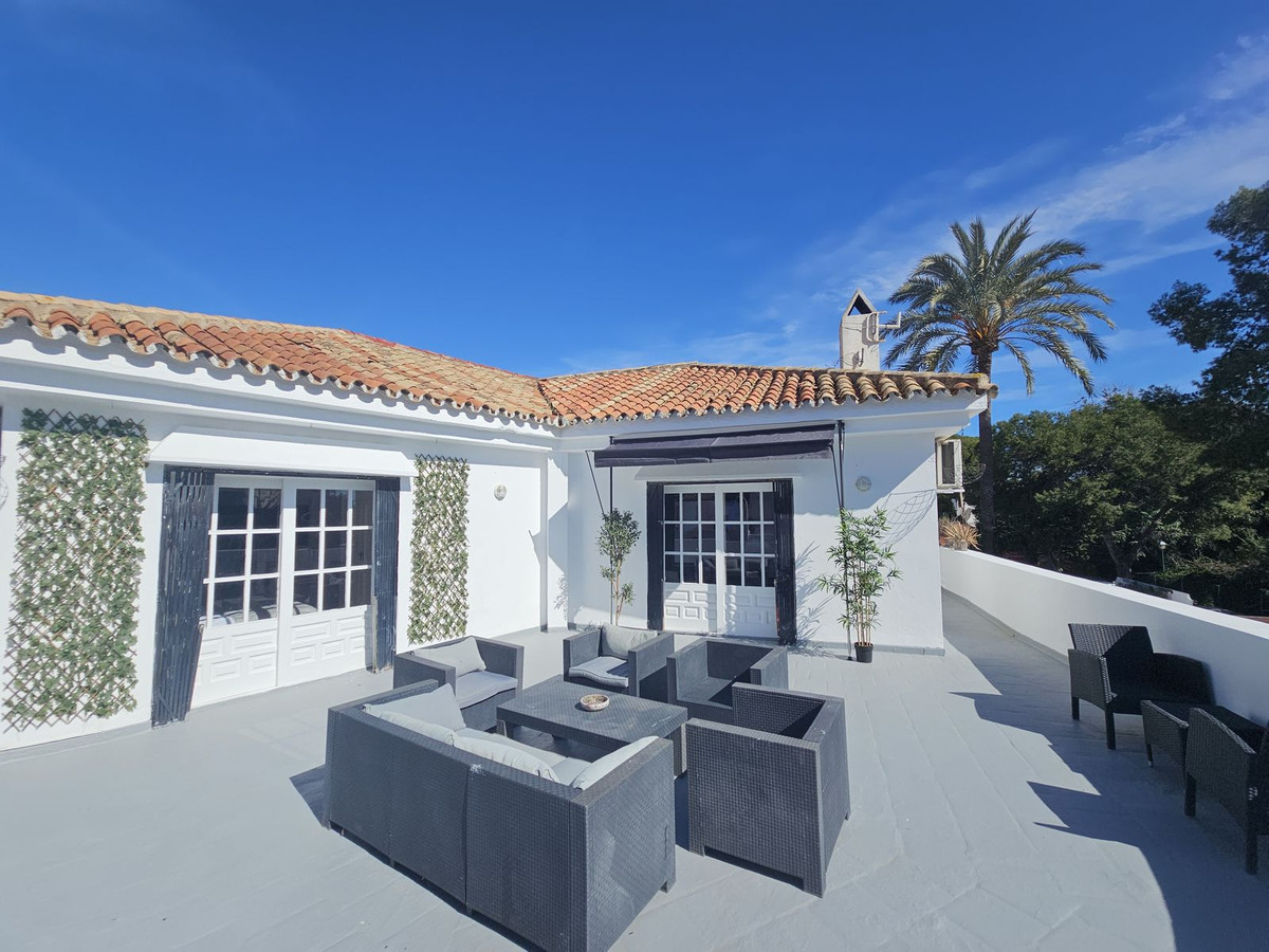 Se vende Bar de 4 dormitorios en Costa Del Sol, Málaga, España