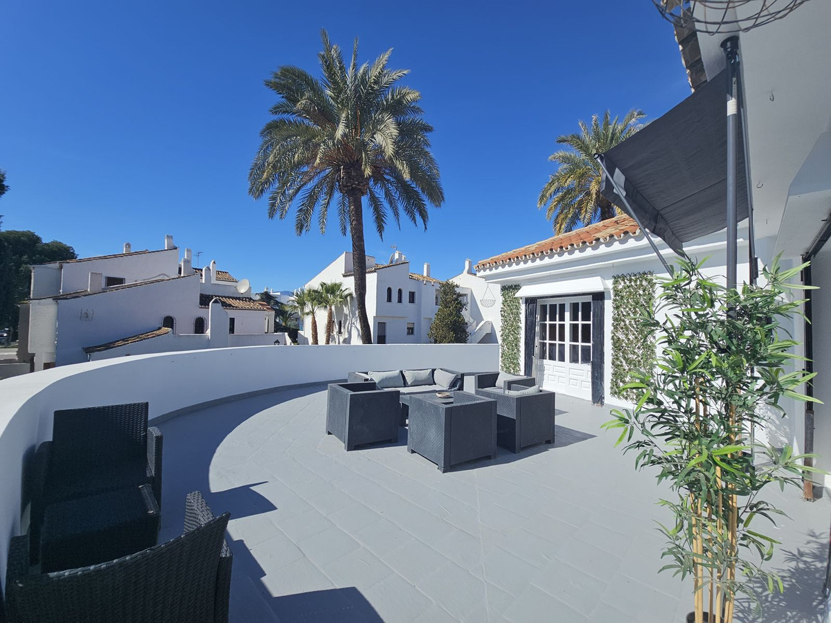 Se vende Bar de 4 dormitorios en Costa Del Sol, Málaga, España