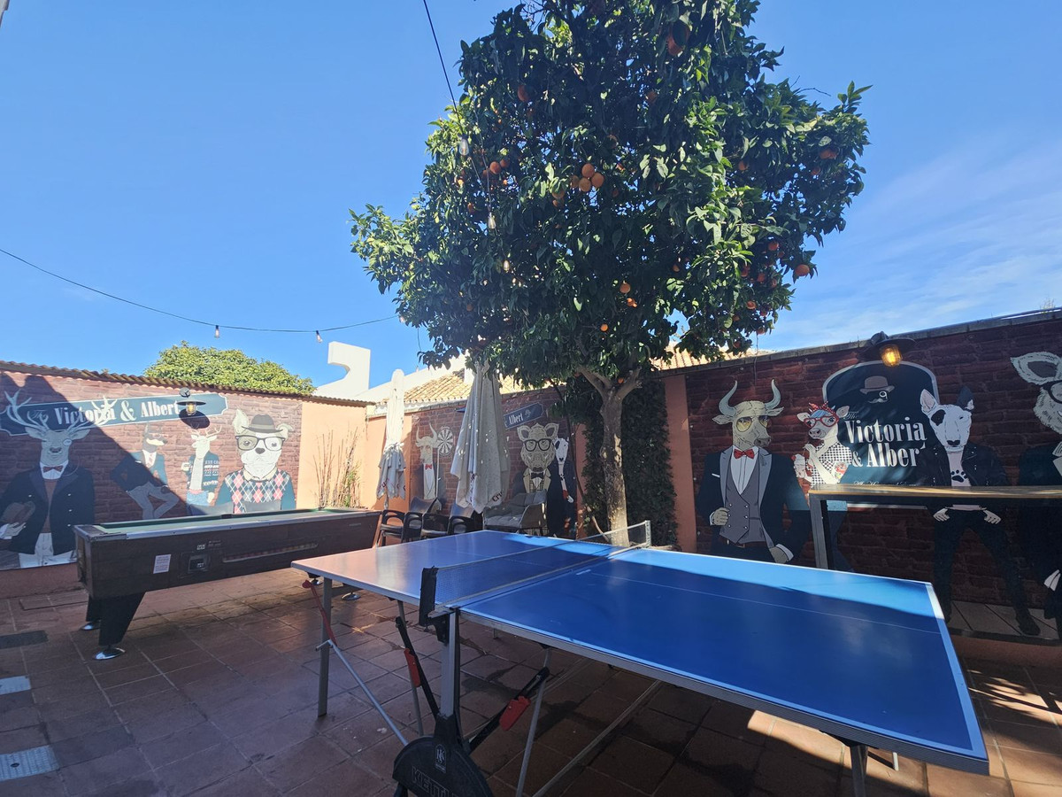 Se vende Bar de 4 dormitorios en Costa Del Sol, Málaga, España