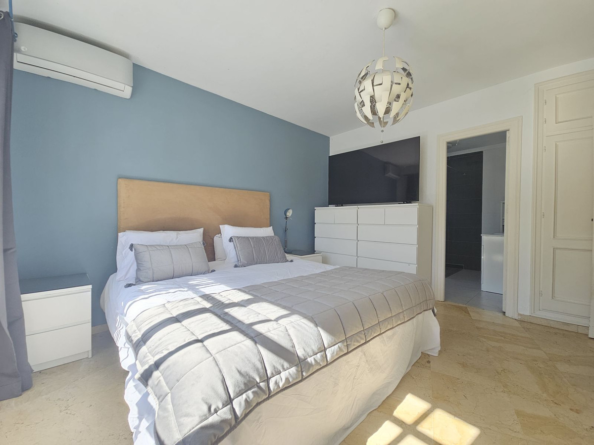Se vende Bar de 4 dormitorios en Costa Del Sol, Málaga, España