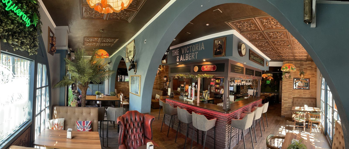 Se vende Bar de 4 dormitorios en Costa Del Sol, Málaga, España