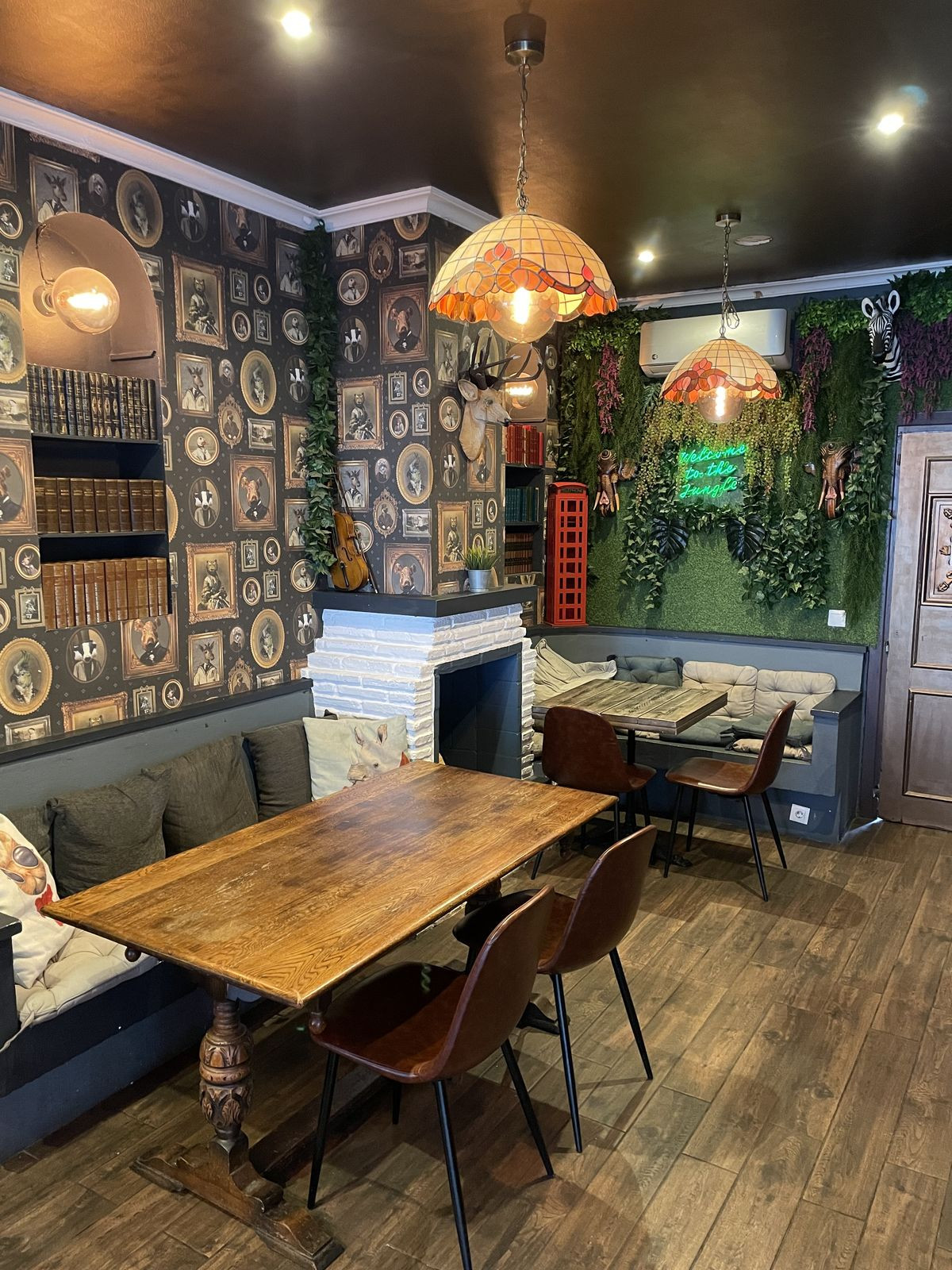 Se vende Bar de 4 dormitorios en Costa Del Sol, Málaga, España
