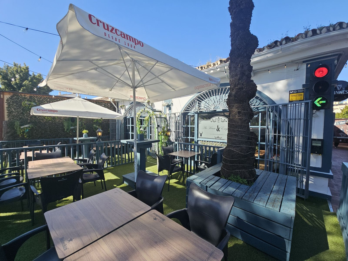 Se vende Bar de 4 dormitorios en Costa Del Sol, Málaga, España