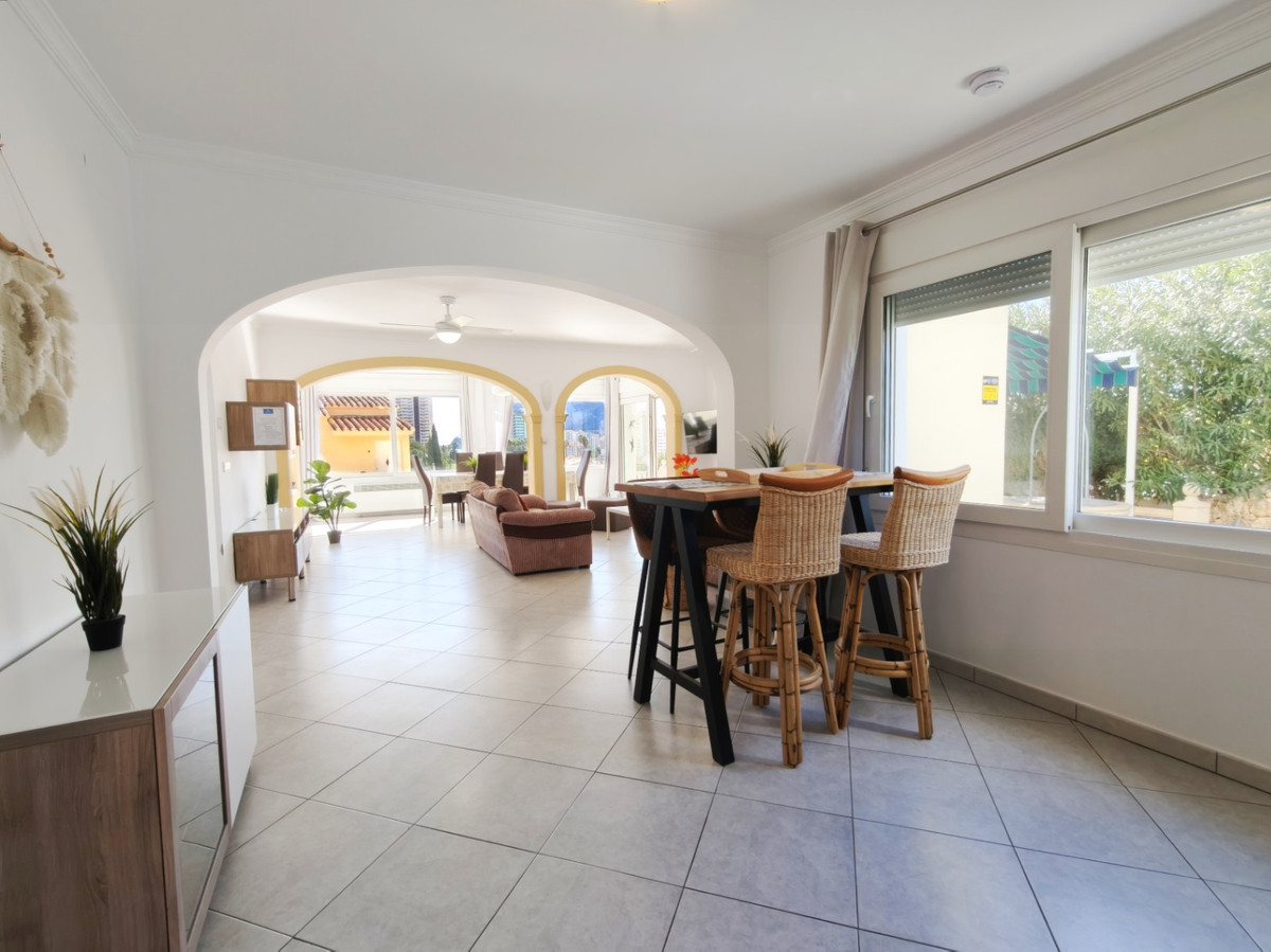 Se vende Villa - Chalet de 3 dormitorios en Costa Blanca, Alicante, España